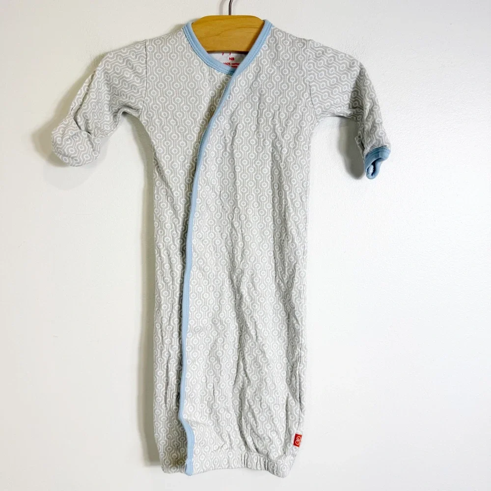 Magnificent Baby Magnetic Gown Unisex NB Grey Blue Geometric Cotton Sleeper